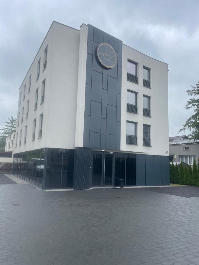 Hotel Parrot Рашин Екстер'єр фото